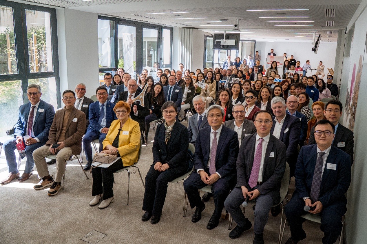 2026 China-Europe Business Development Forum & Antai European International Alumni Forum held in Paris
